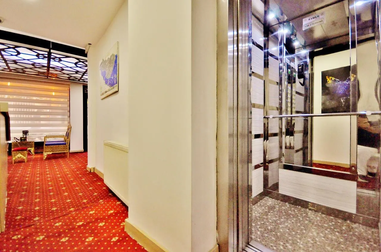***  ホテル The Beyoglu House イスタンブール トルコ